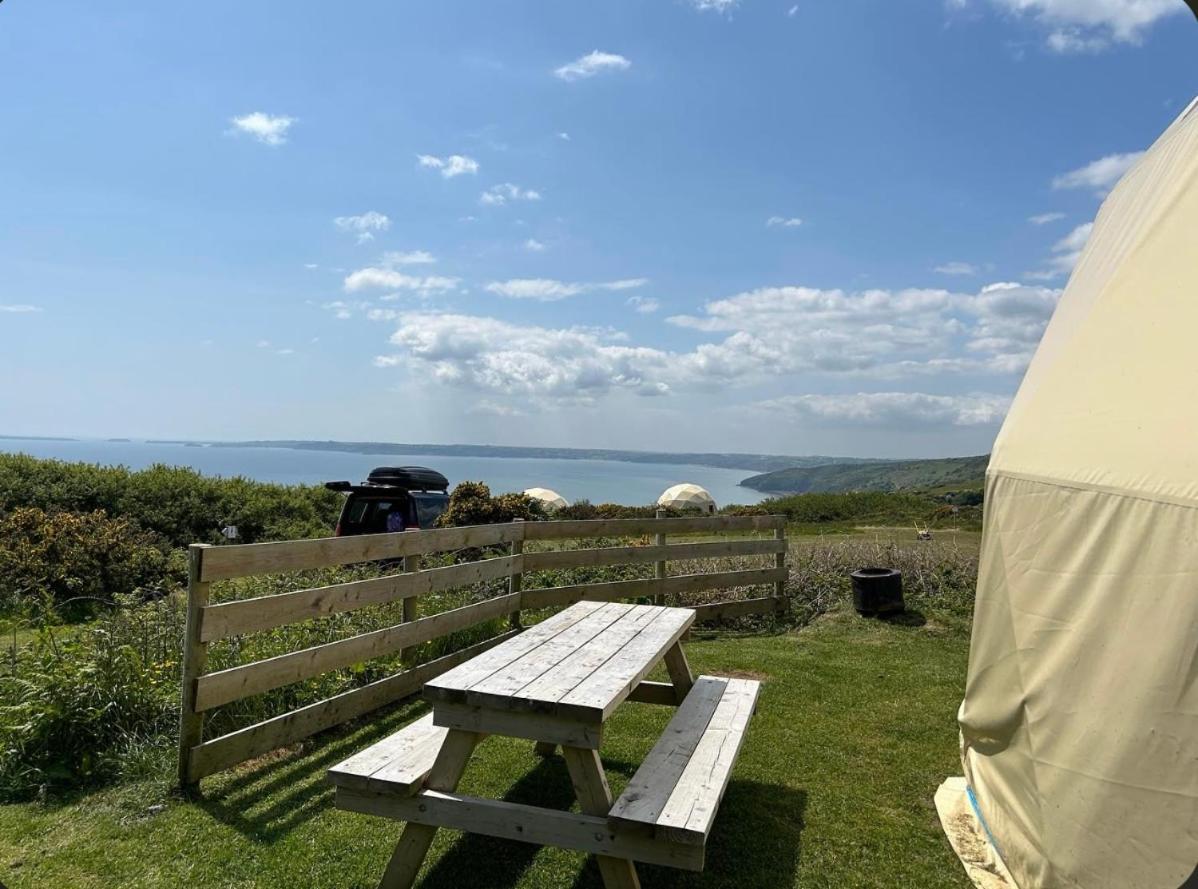 Geodome With Sea Views Near Pendine Villa Exteriör bild