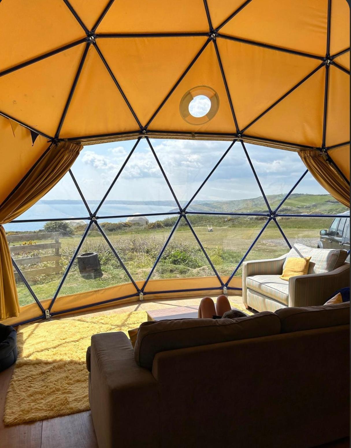 Geodome With Sea Views Near Pendine Villa Exteriör bild